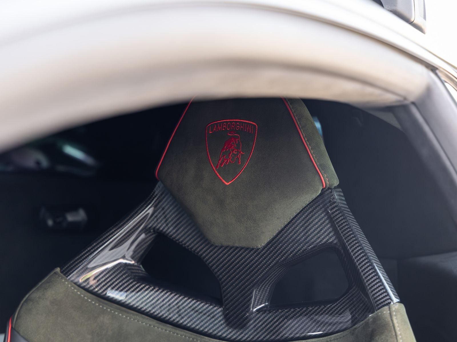 2024 Lamborghini Huracan Sterrato Base