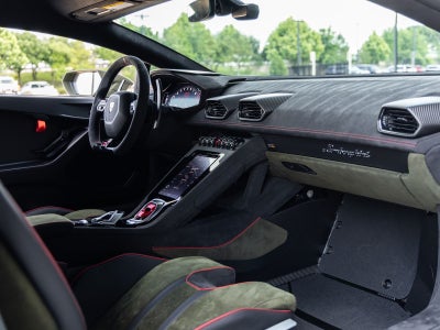 2024 Lamborghini Huracan Sterrato Base