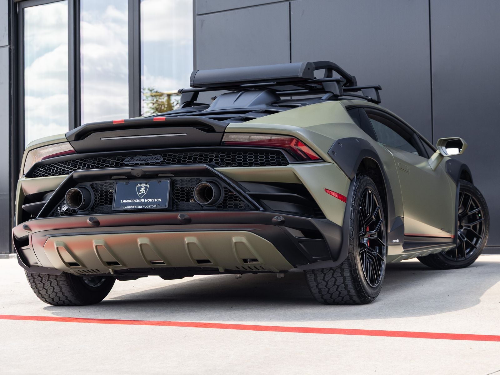 2024 Lamborghini Huracan Sterrato Base