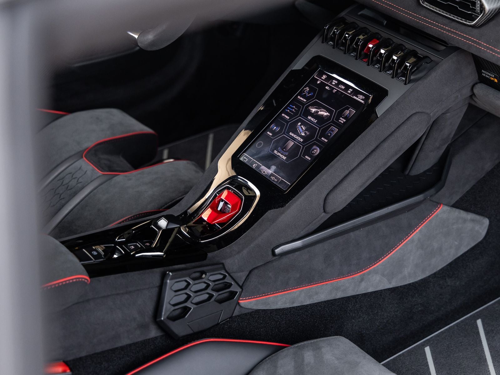 2023 Lamborghini Huracan Sterrato Base