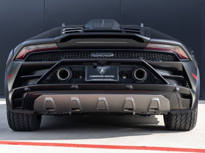 2023 Lamborghini Huracan Sterrato Base