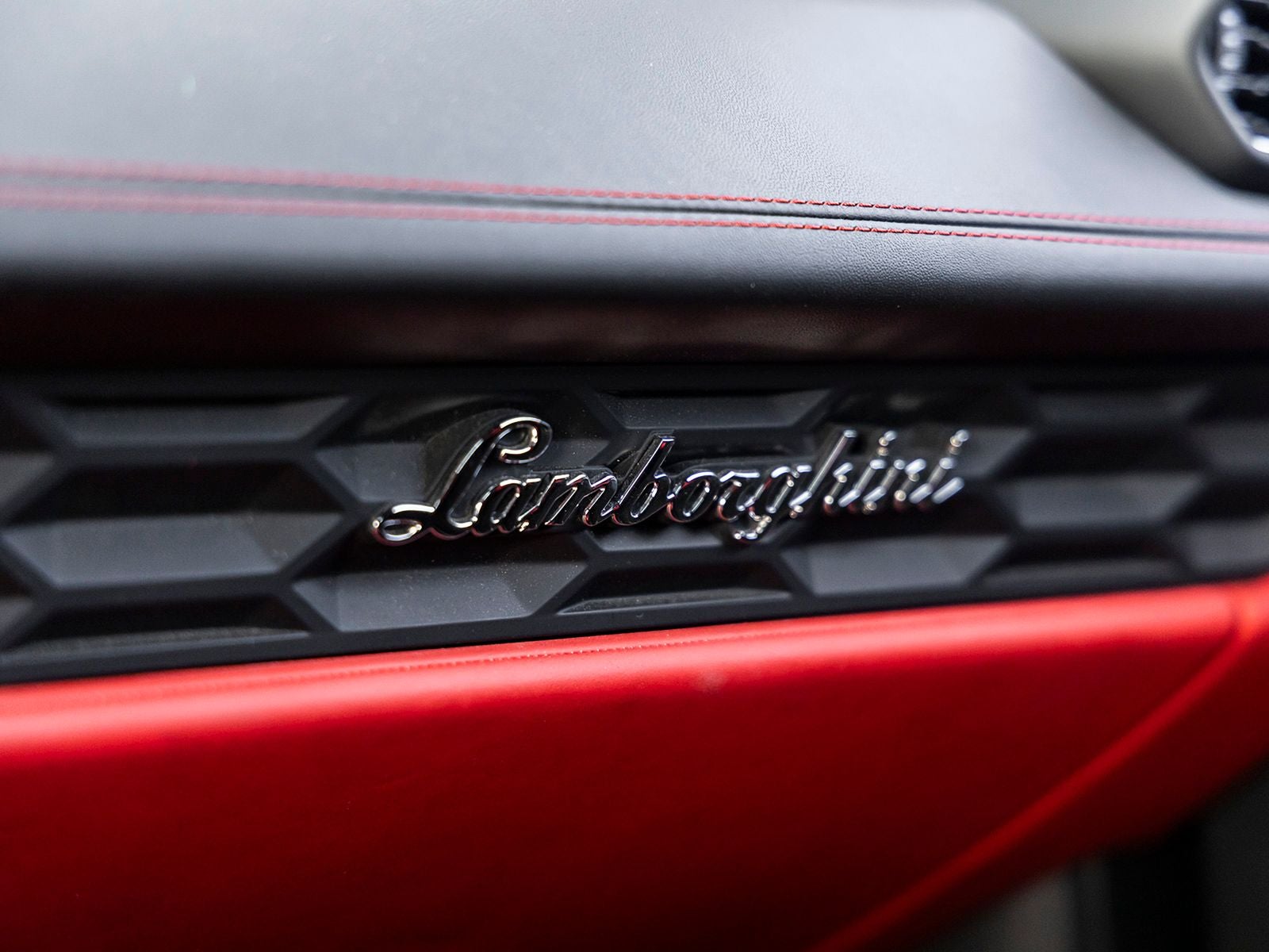 2019 Lamborghini Huracan LP580-2S