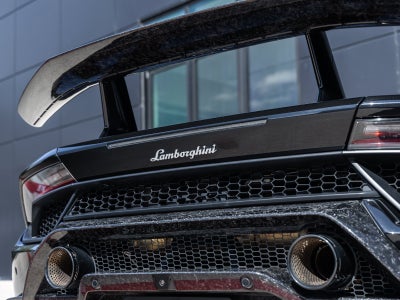 2019 Lamborghini Huracan Performante