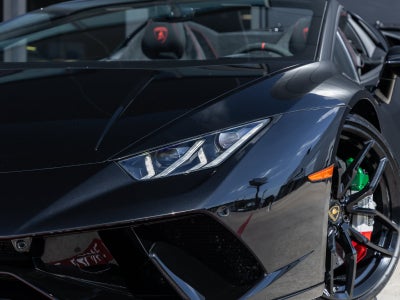 2019 Lamborghini Huracan Performante