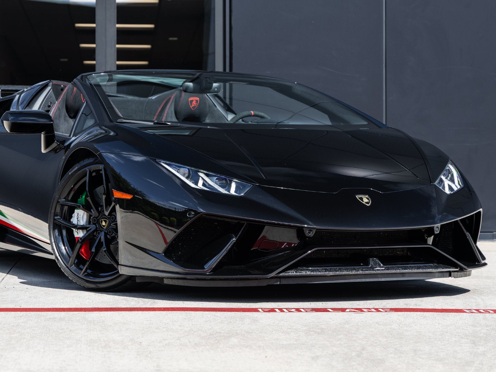 2019 Lamborghini Huracan Performante