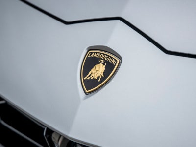 2020 Lamborghini Urus Base