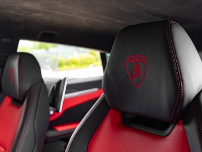 2020 Lamborghini Urus Base