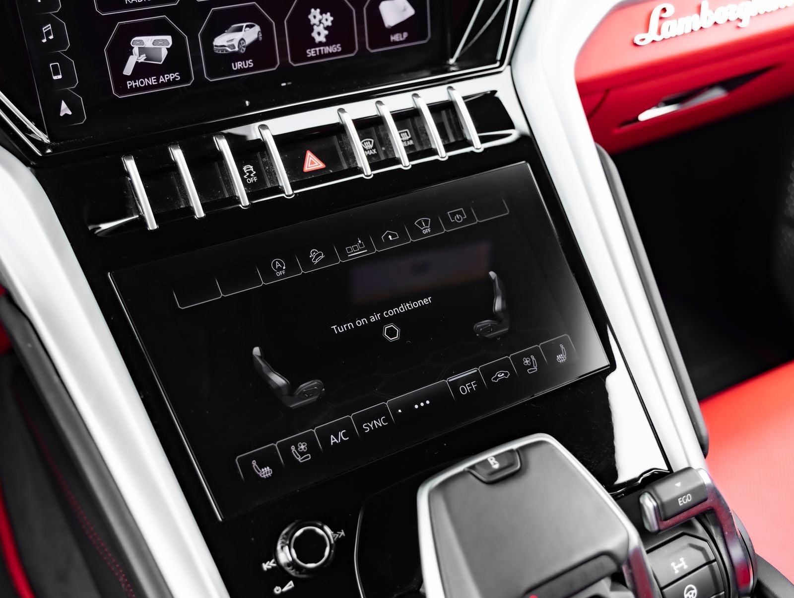 2020 Lamborghini Urus Base