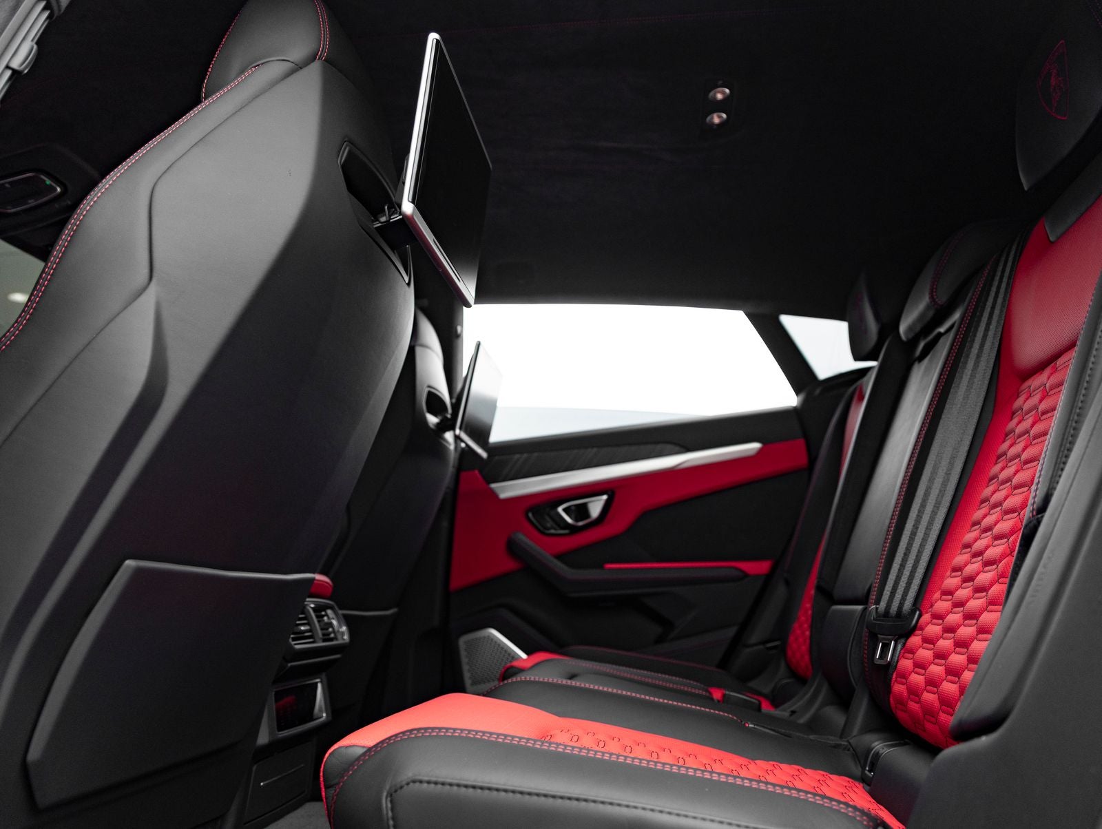 2020 Lamborghini Urus Base