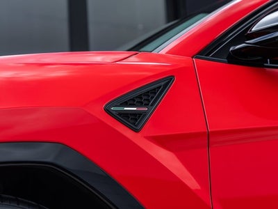 2022 Lamborghini Urus Base