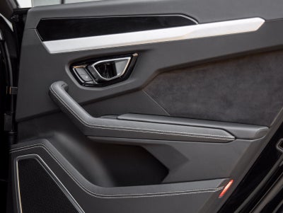 2021 Lamborghini Urus Base