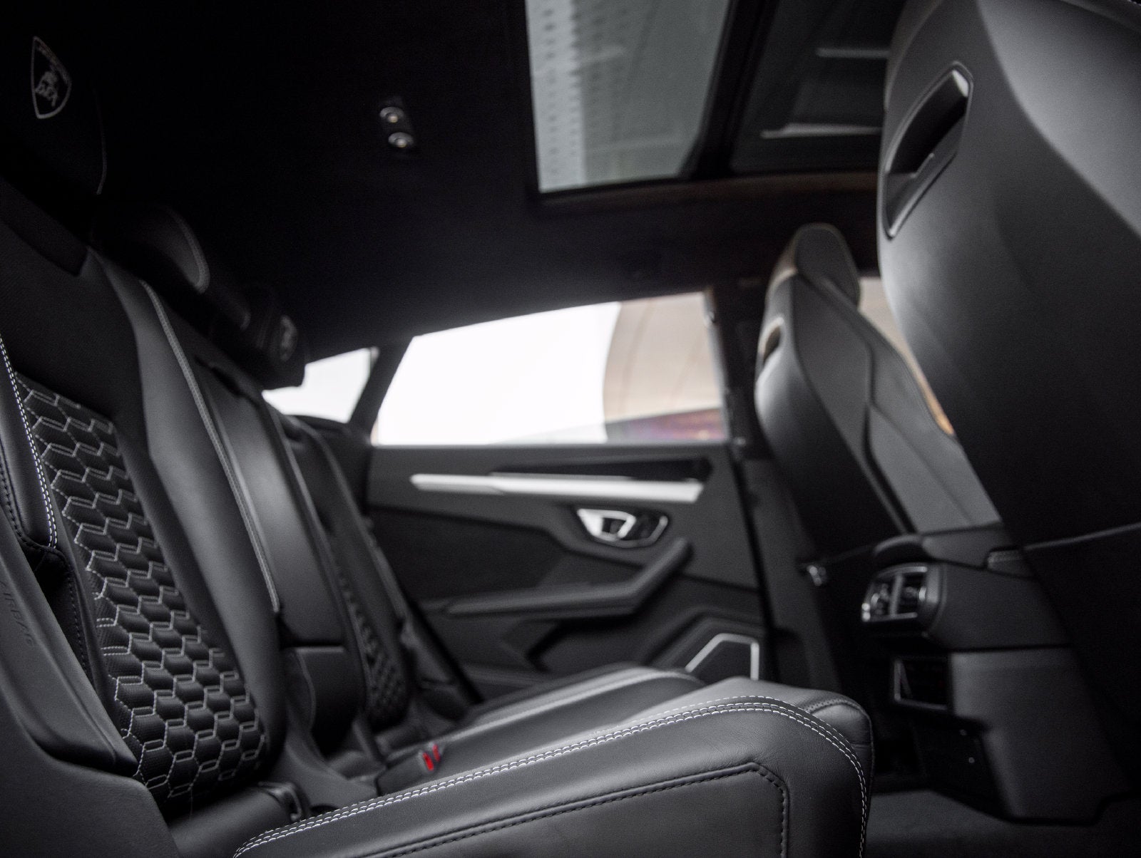 2021 Lamborghini Urus Base