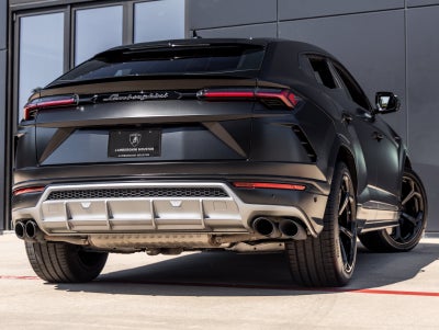 2021 Lamborghini Urus Base