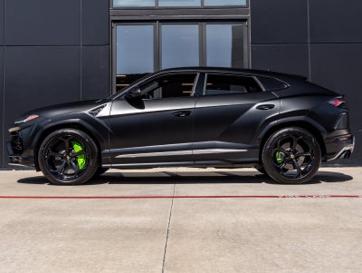2021 Lamborghini Urus Base
