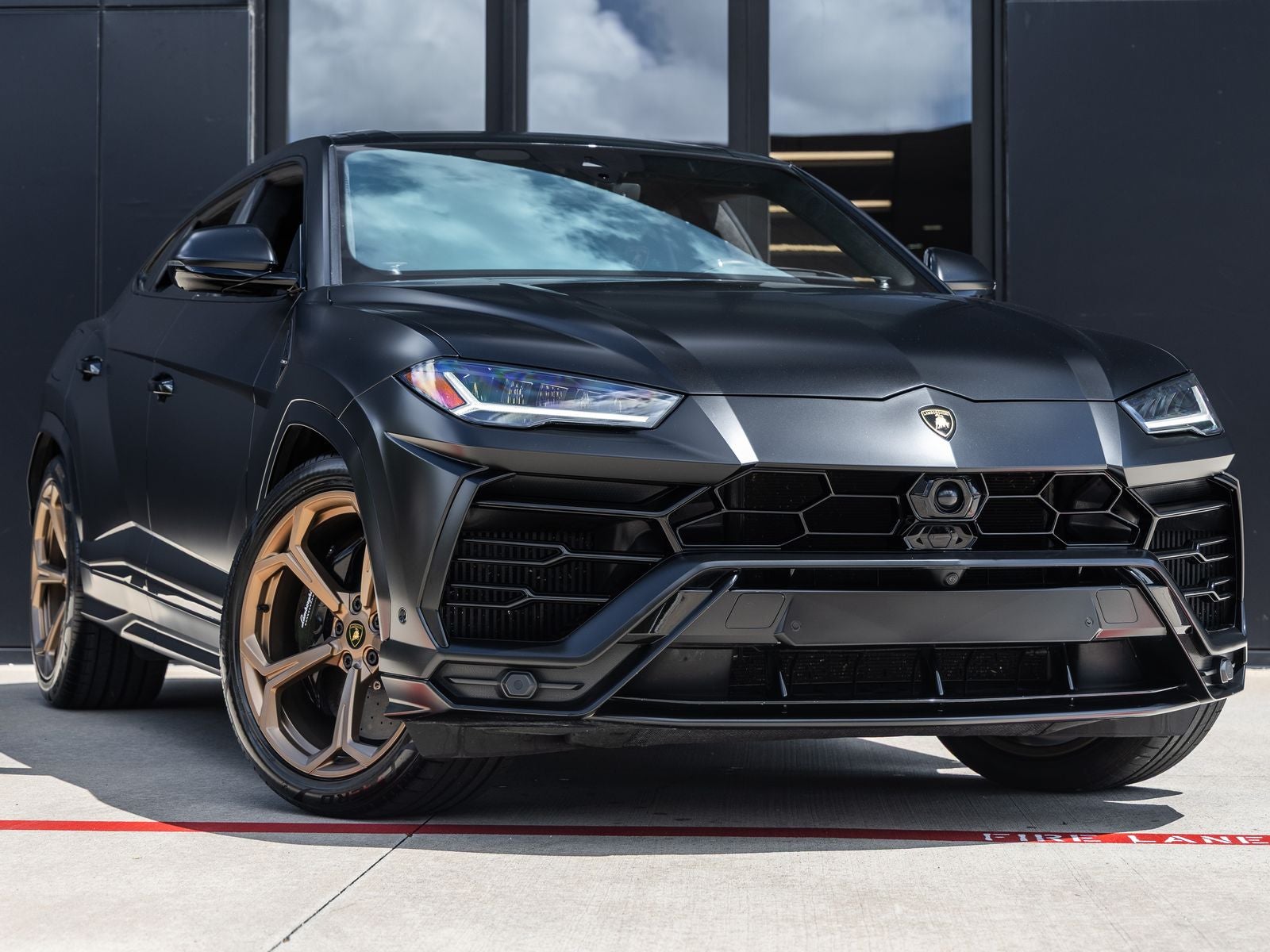 2021 Lamborghini Urus Base