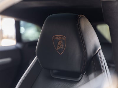 2021 Lamborghini Urus Base