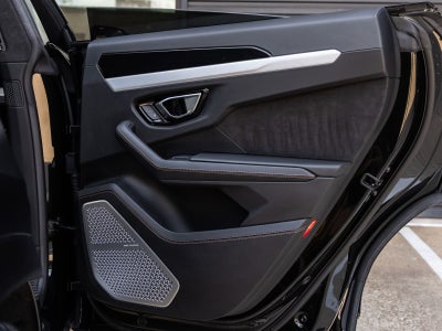 2021 Lamborghini Urus Base