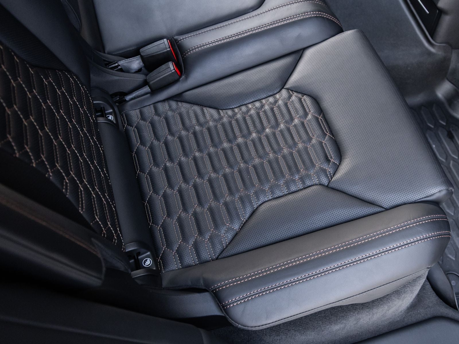 2021 Lamborghini Urus Base