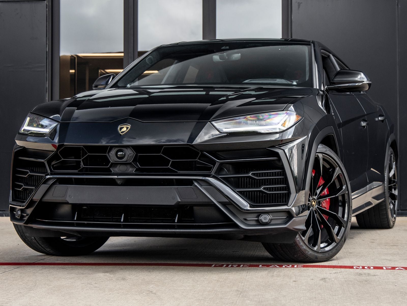 2022 Lamborghini Urus Base