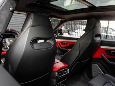2022 Lamborghini Urus Base