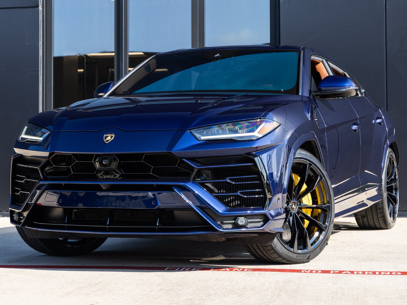 2021 Lamborghini Urus Base