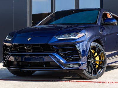 2021 Lamborghini Urus Base
