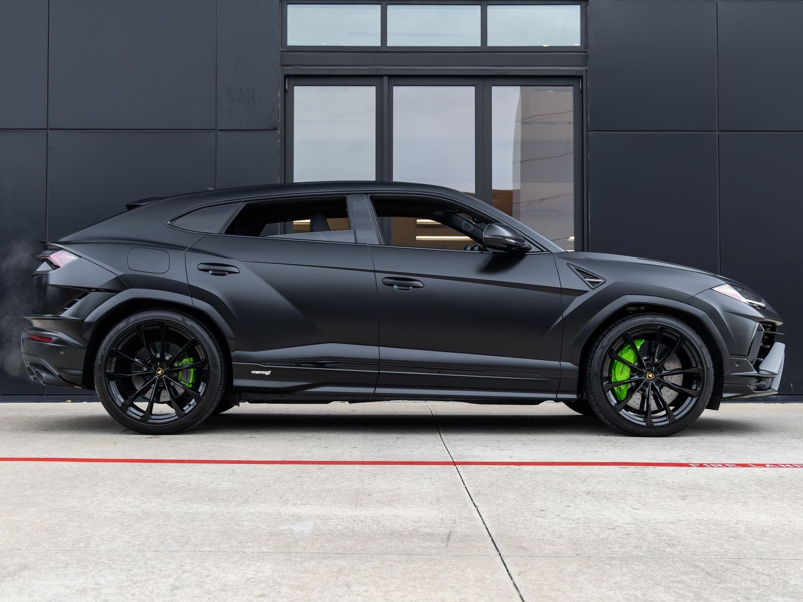 2023 Lamborghini Urus S