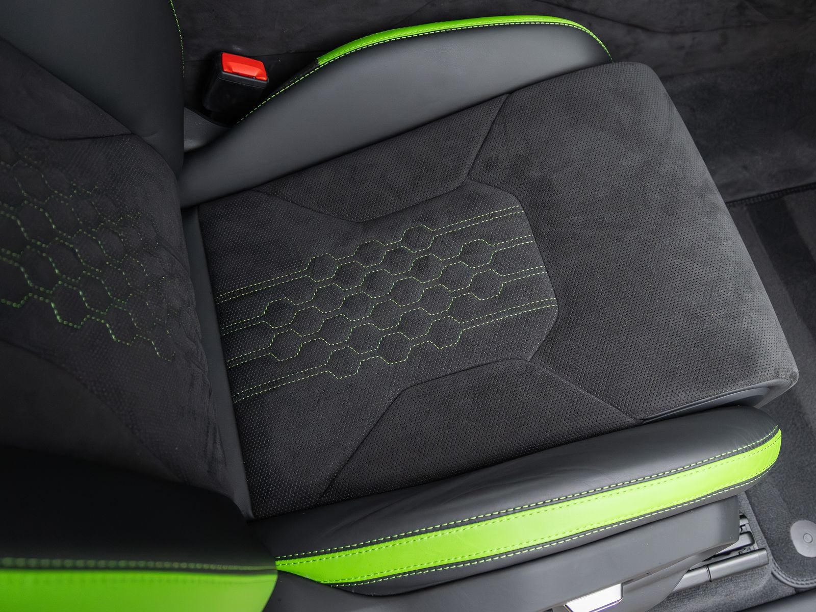 2023 Lamborghini Urus S