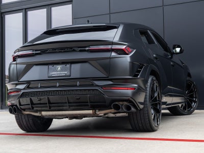 2023 Lamborghini Urus S