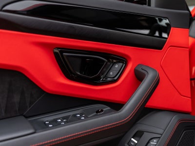 2024 Lamborghini Urus S