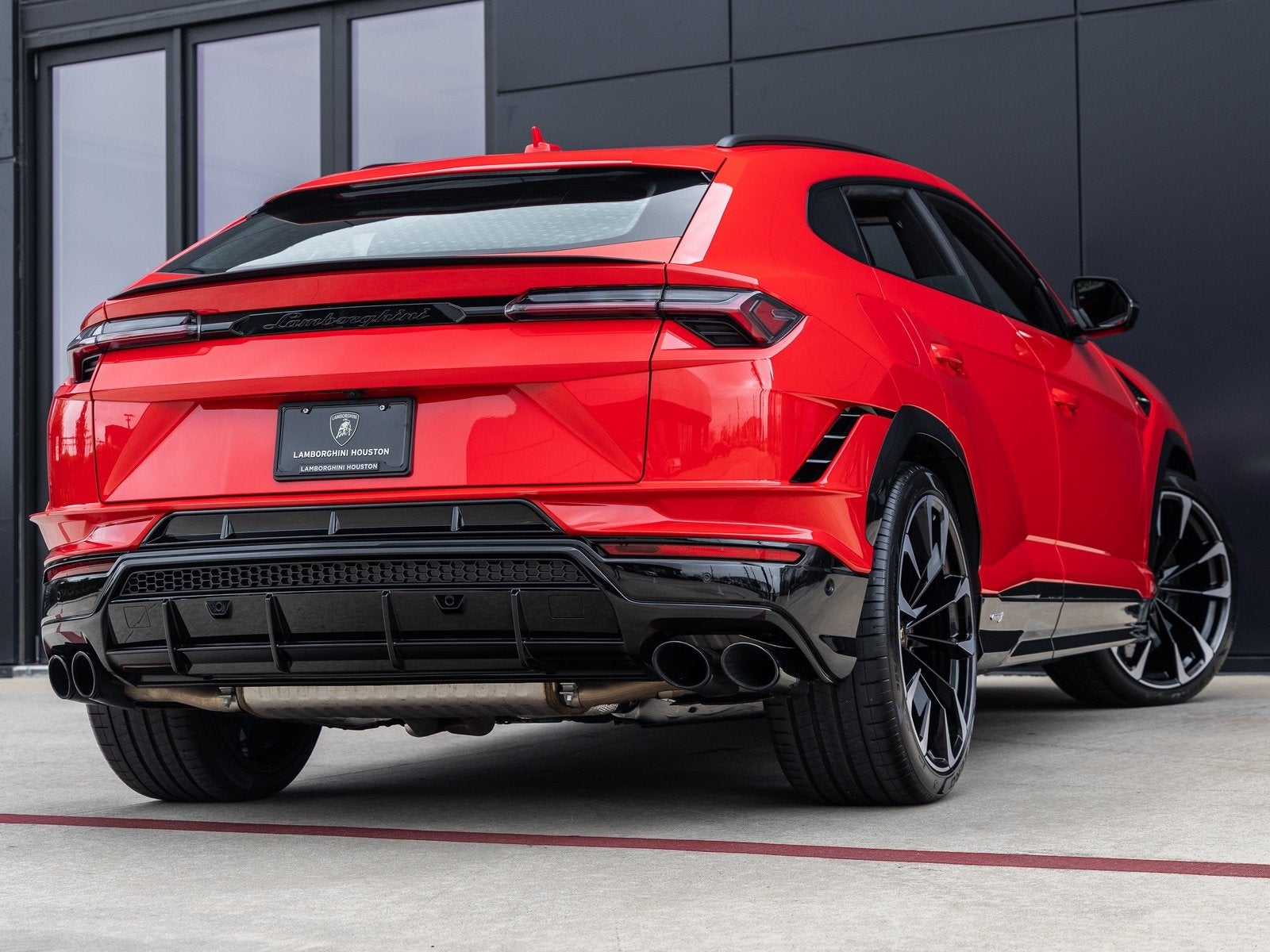 2024 Lamborghini Urus S