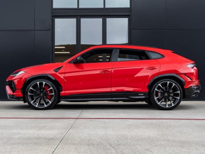 2024 Lamborghini Urus S