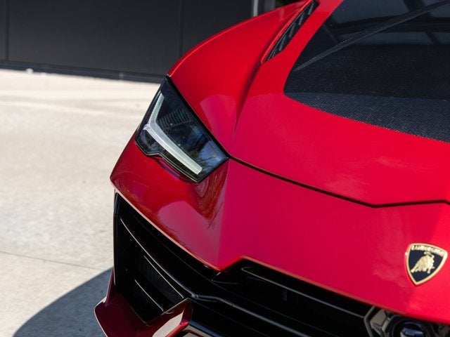 2024 Lamborghini Urus Performante