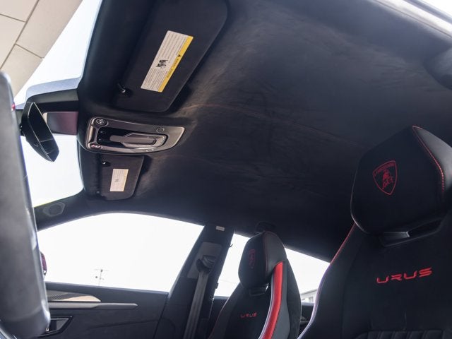 2024 Lamborghini Urus Performante