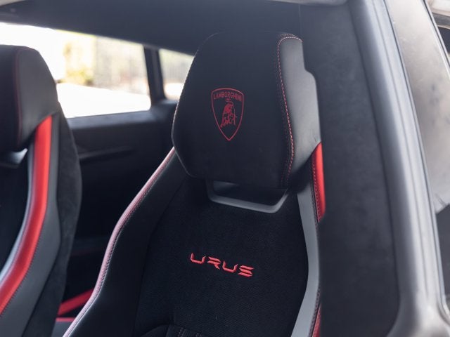2024 Lamborghini Urus Performante
