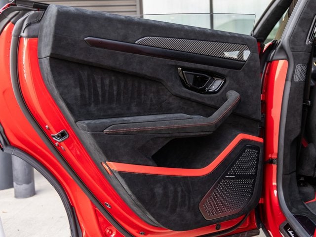 2024 Lamborghini Urus Performante