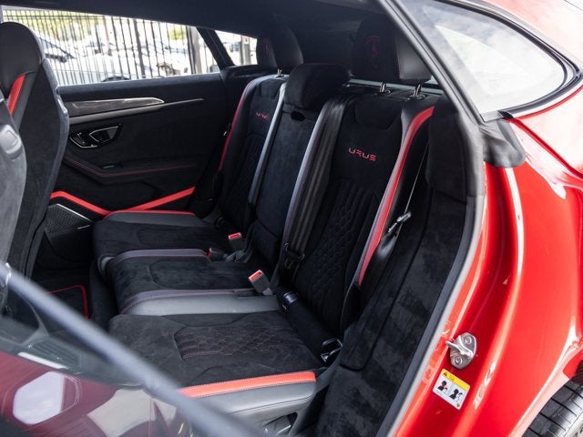 2024 Lamborghini Urus Performante