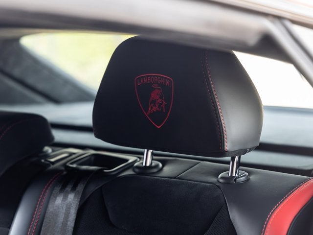 2024 Lamborghini Urus Performante