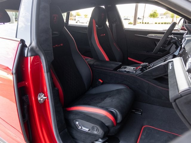 2024 Lamborghini Urus Performante