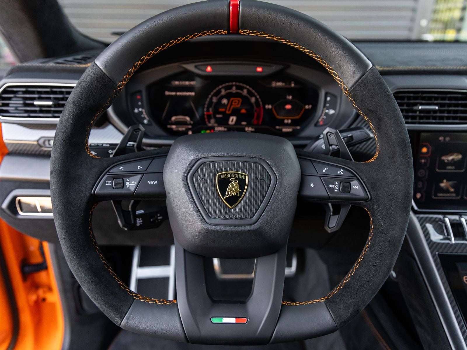 2024 Lamborghini Urus Performante