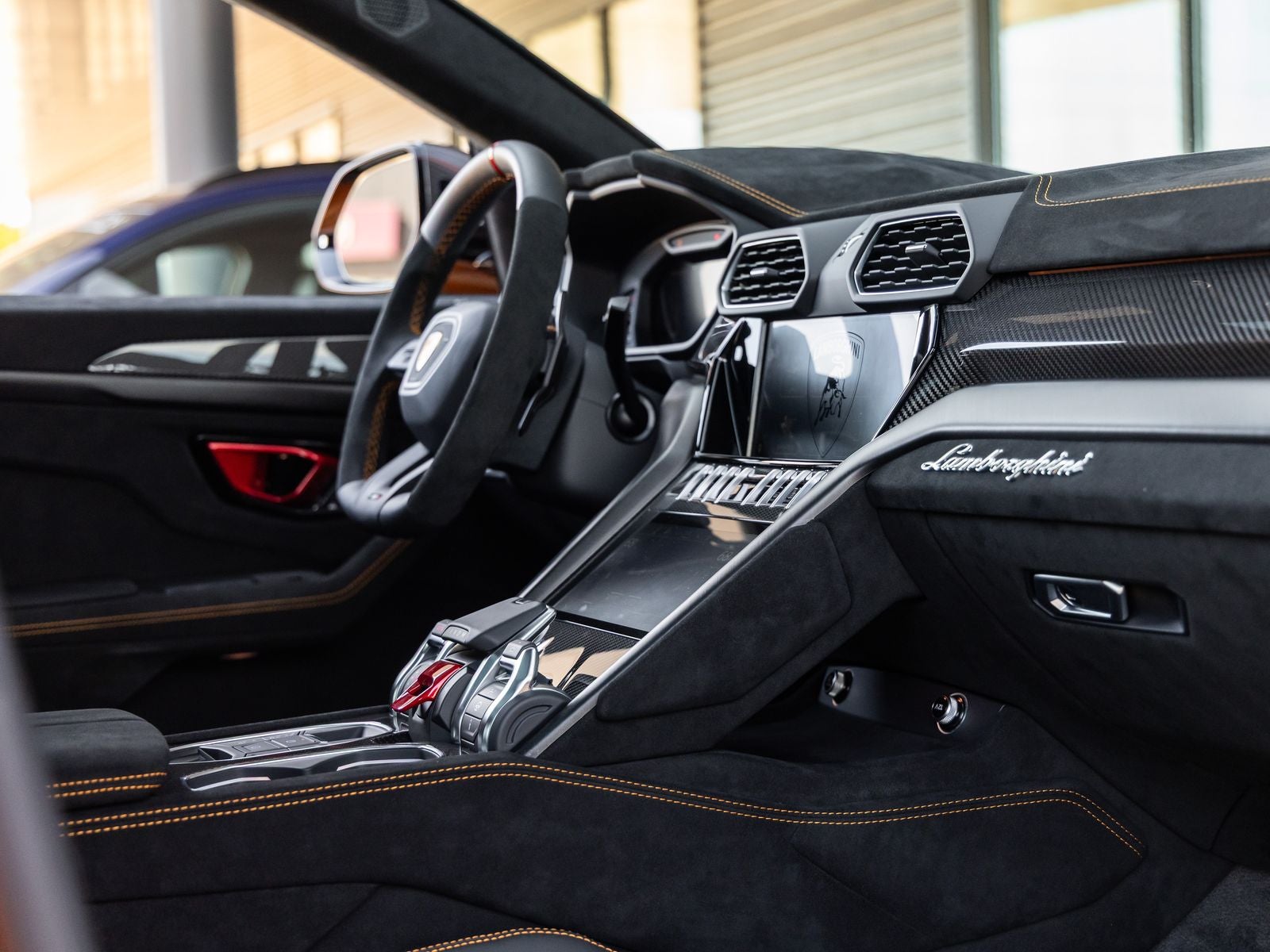 2024 Lamborghini Urus Performante