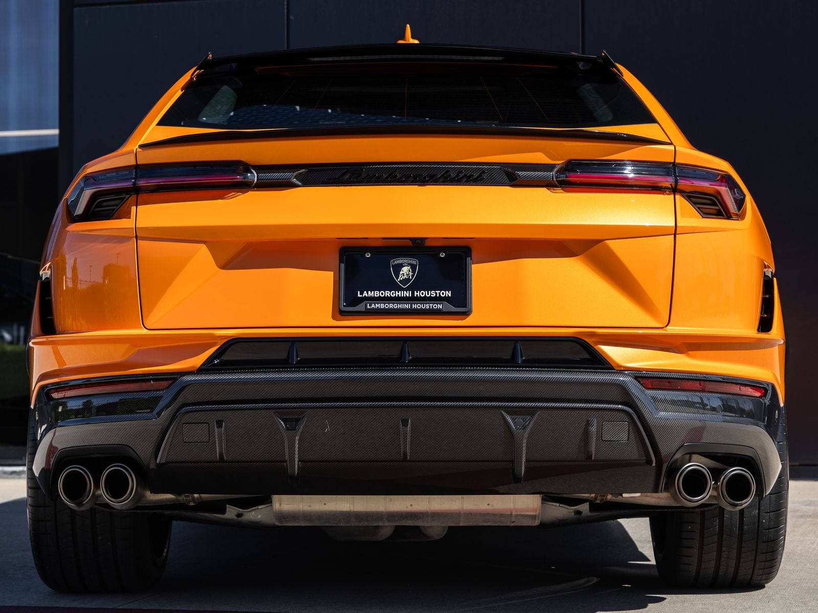 2024 Lamborghini Urus Performante