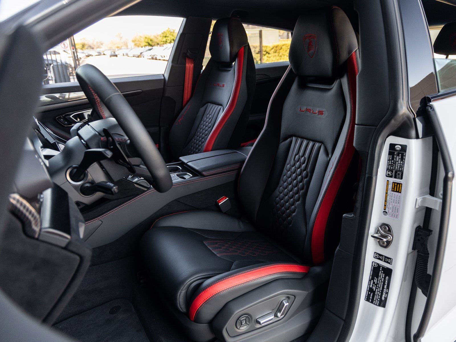 2024 Lamborghini Urus Performante