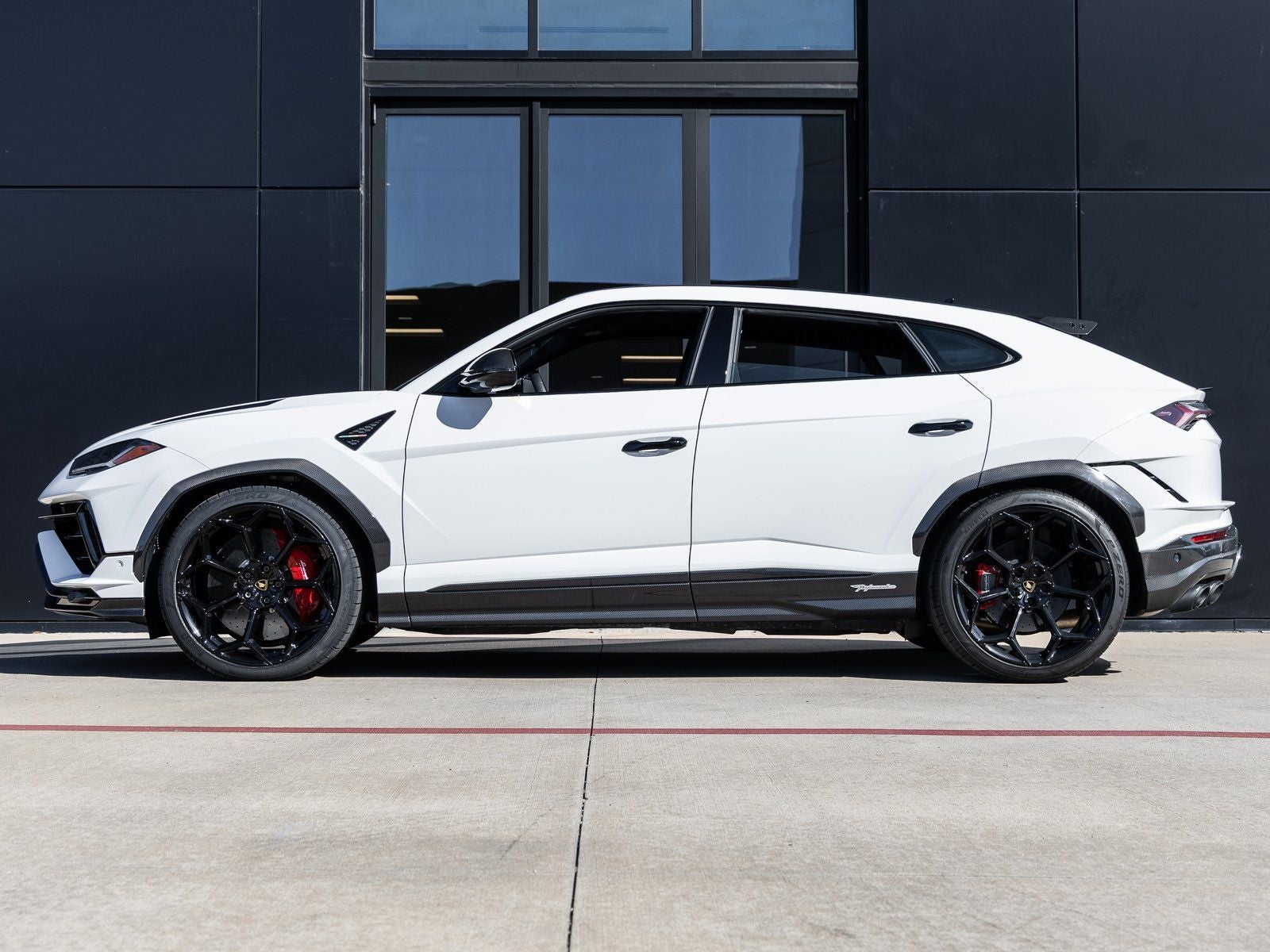 2024 Lamborghini Urus Performante