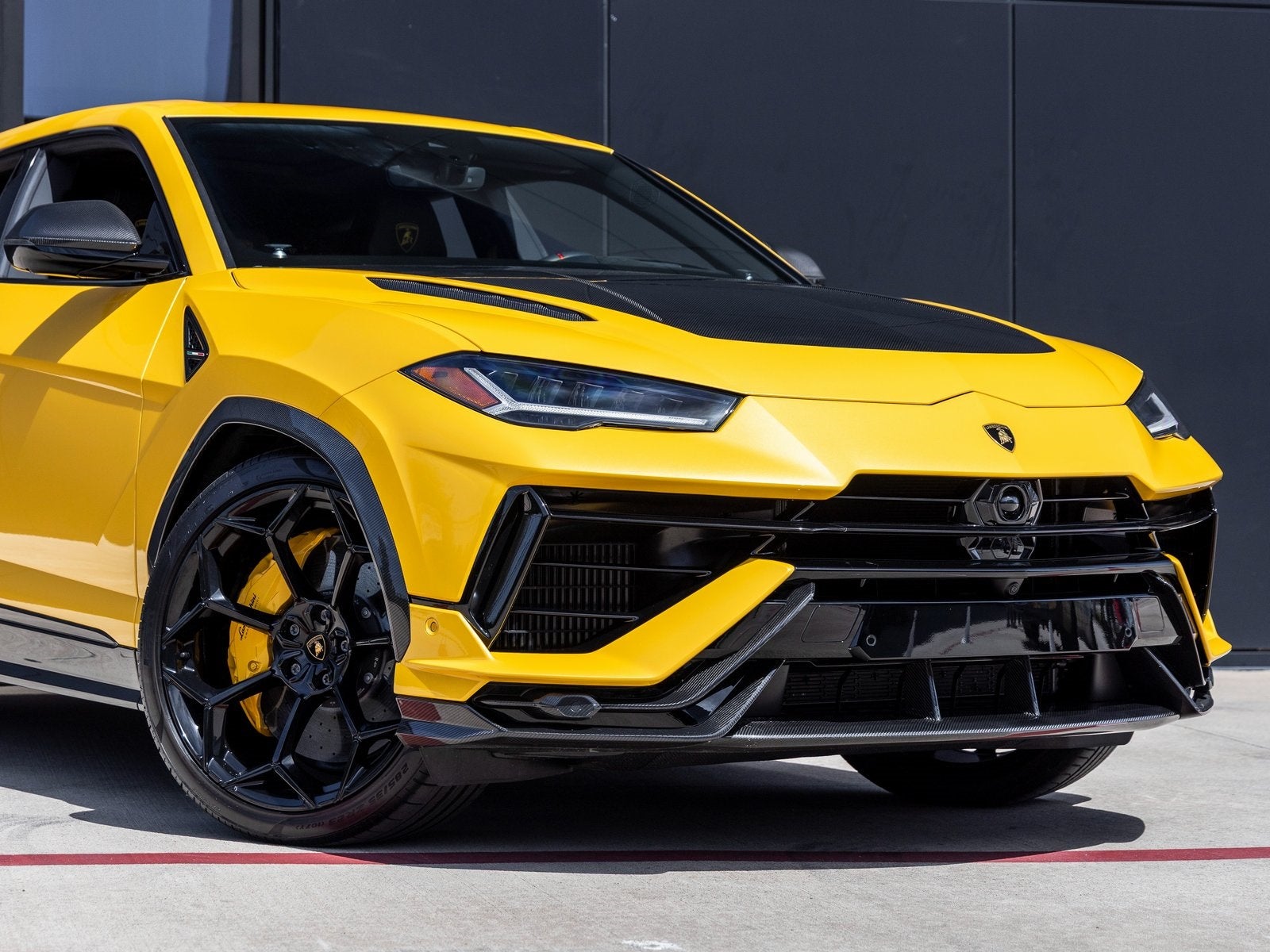 2024 Lamborghini Urus Performante