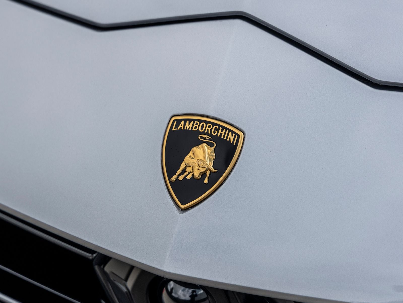 2024 Lamborghini Urus Performante
