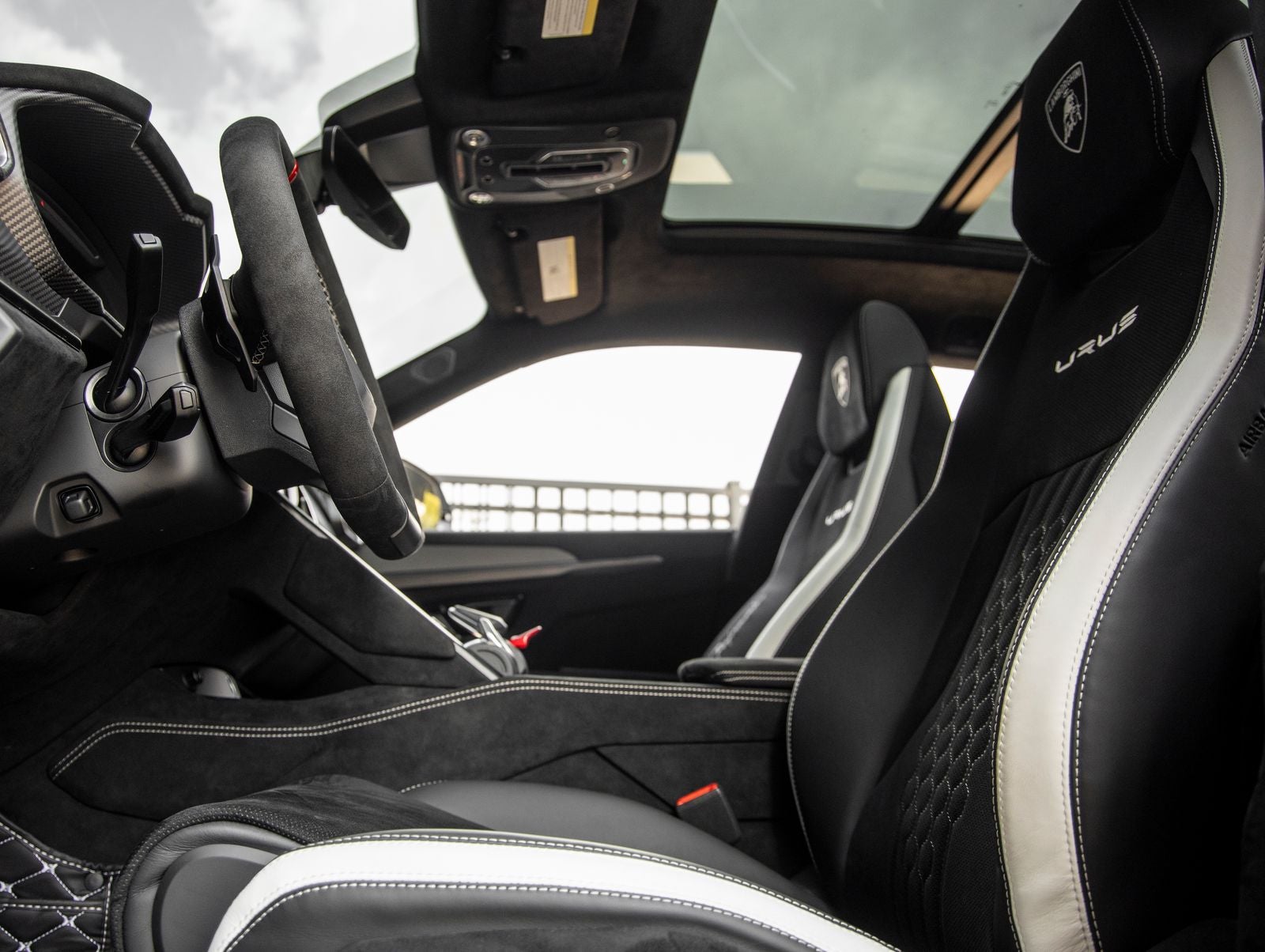 2024 Lamborghini Urus Performante