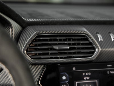 2024 Lamborghini Urus Performante