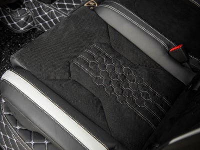 2024 Lamborghini Urus Performante
