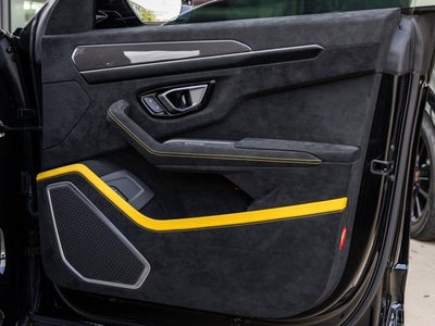 2024 Lamborghini Urus Performante